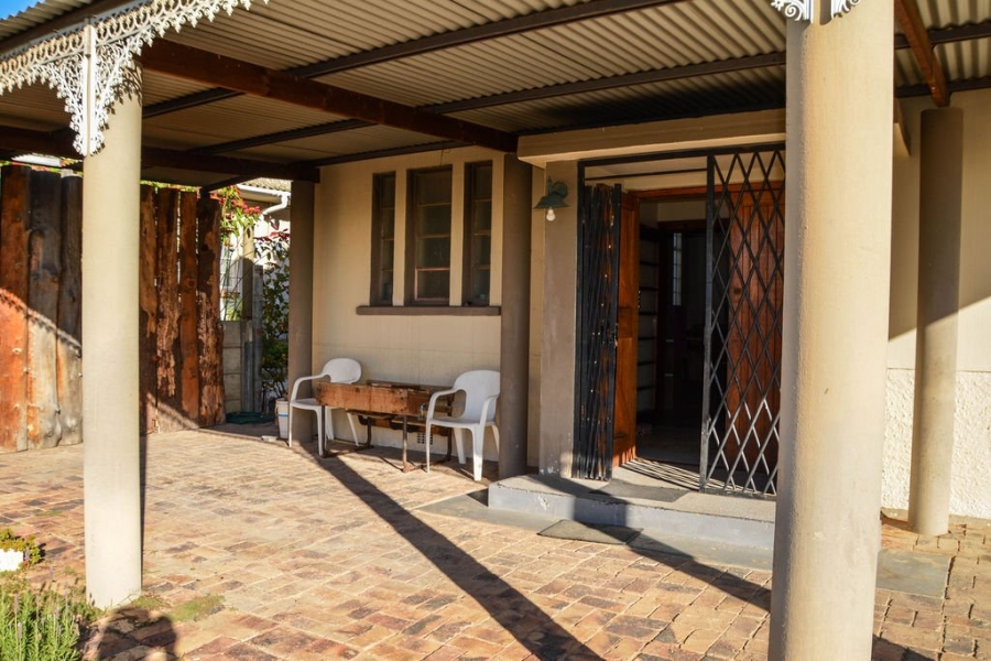 6 Bedroom Property for Sale in Klawer Western Cape